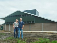 Rondneuzen in moderne vleesvarkensstal met één BLK-ster